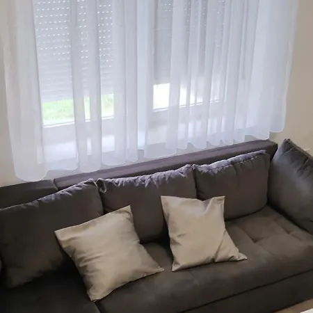 アパート Stankovic